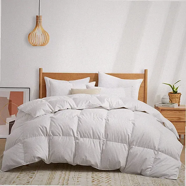 Puredown 90% Down Comforter 800 Fill Power, King or Queen Blanket Cotton Shell